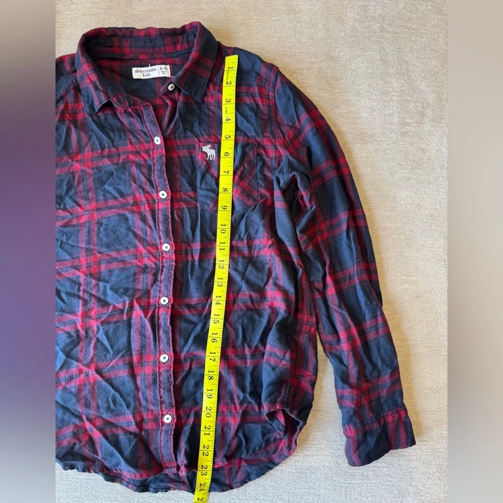 Abercrombie Kids Plaid Button Down Shirt Navy Red Size 15/16 Boys - Picture 8 of 8